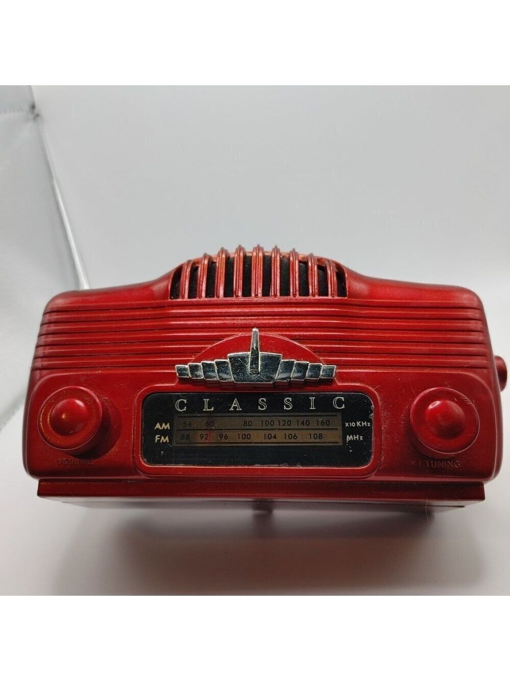 Vintage Tucky Red Transistor Battery Operated AM/FM Radio - Picture 2 of 5